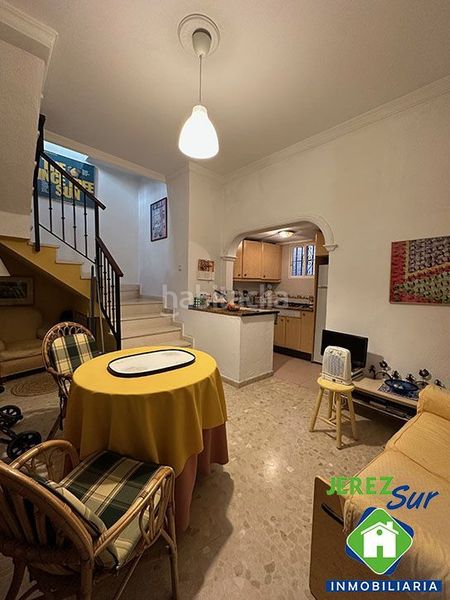 Foto 50d29ec1-3498-4217-b0b5-f97a2e448ed2. Casa adossada a Centro Jerez de la Frontera