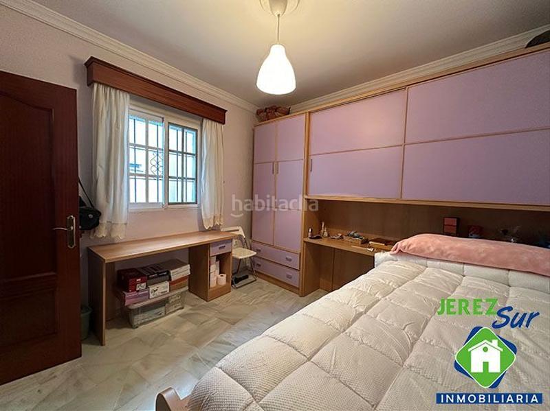 Foto 816725a1-3da2-4ae4-9487-2de23782fa73. Casa adossada a Centro Jerez de la Frontera