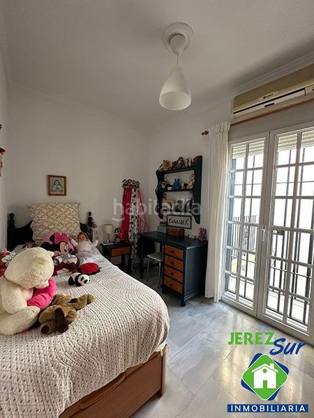 Foto 8731e3f2-9787-4b3b-bd96-31cb9435af67. Casa adossada a Centro Jerez de la Frontera