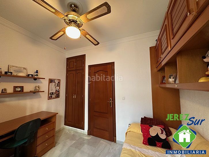 Foto a942de34-8b54-4a6f-99a8-ef2c19fae7a2. Casa adossada a Centro Jerez de la Frontera