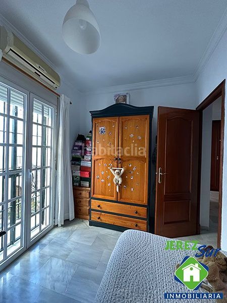 Foto b2b2dd96-4157-48f3-9565-95a7f78528d7. Casa adossada a Centro Jerez de la Frontera