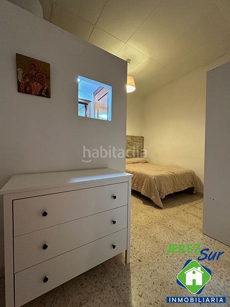 Foto b7e2581d-404d-43f0-9c5d-a8512200efe4. Casa adossada a Centro Jerez de la Frontera