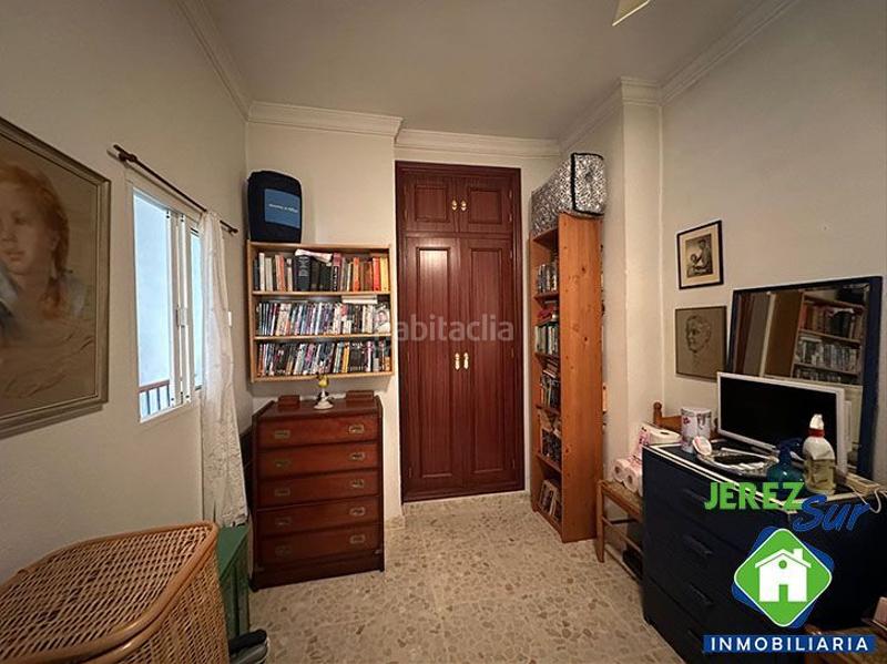Foto f8195565-8665-4e38-80ca-6ab05c020941. Casa adossada a Centro Jerez de la Frontera