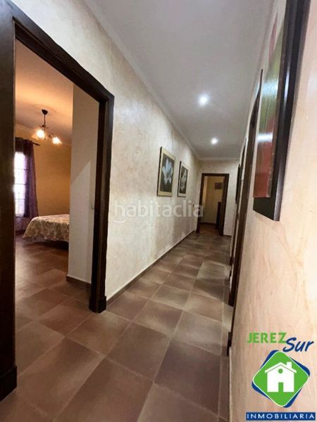 Foto 575c0e2e-4e54-4f44-b1ba-07d5b9e7f5d9. Casa amb calefacció piscina a Arcos de la Frontera
