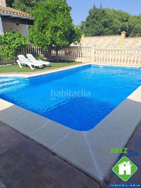 Foto 7b79ed19-03a6-440c-824e-69b095fe53b7. Casa amb calefacció piscina a Arcos de la Frontera