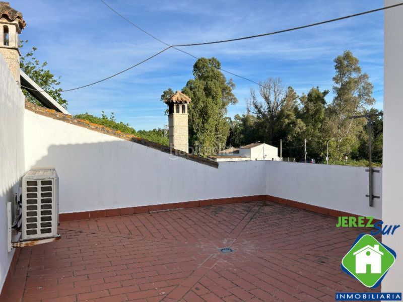 Foto 8c4d0e04-e660-4bda-8f70-8ec1399b0e69. Casa amb calefacció piscina a Arcos de la Frontera
