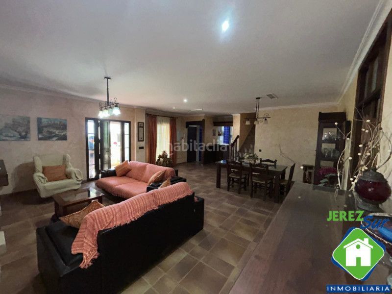 Foto 92dd4946-9c17-477e-95e8-18e074976afd. Casa amb calefacció piscina a Arcos de la Frontera