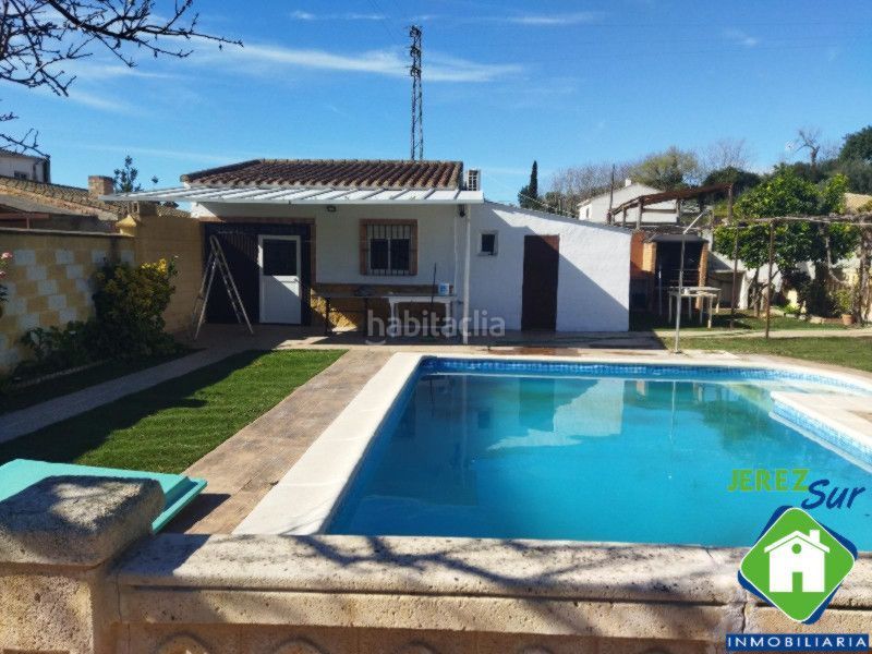 Foto 9f609b52-b47a-431a-96f3-5cb91ccc4f02. Casa amb calefacció piscina a Arcos de la Frontera