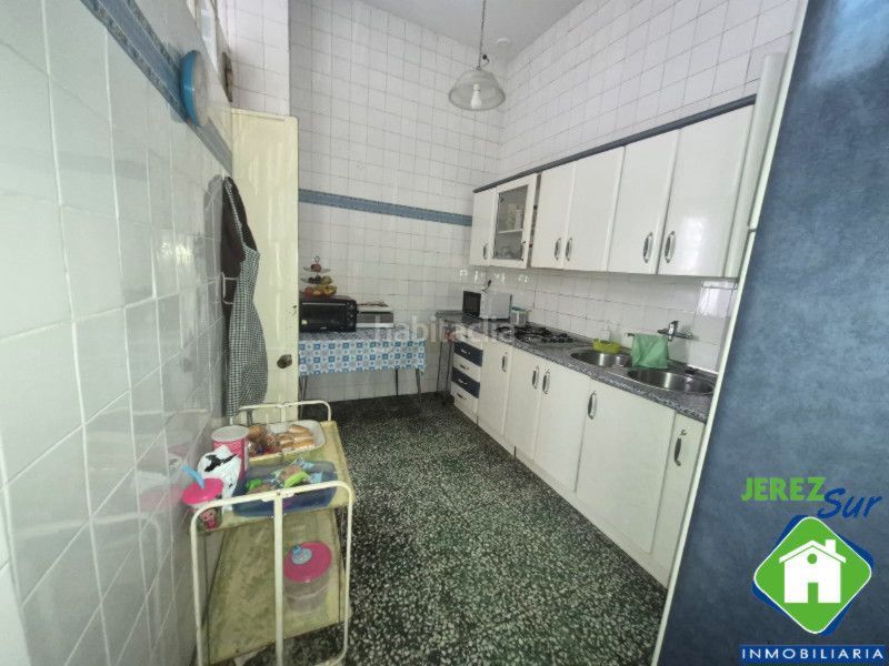 Foto 0a5401b9-ab6a-4eba-b665-d09b68c759e6. Casa amb aparcament a Madre de Dios Jerez de la Frontera