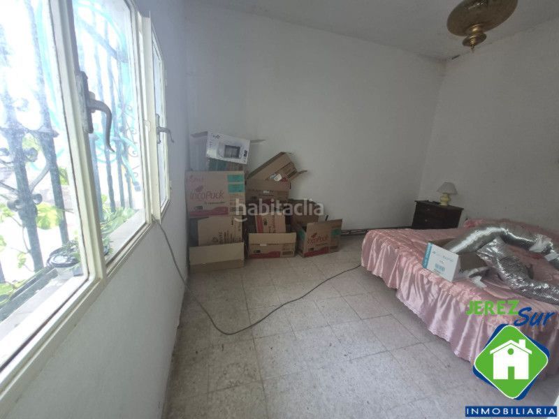 Foto 5785c2fc-91c3-43a6-8336-3fa086dd1ed9. Casa amb aparcament a Madre de Dios Jerez de la Frontera