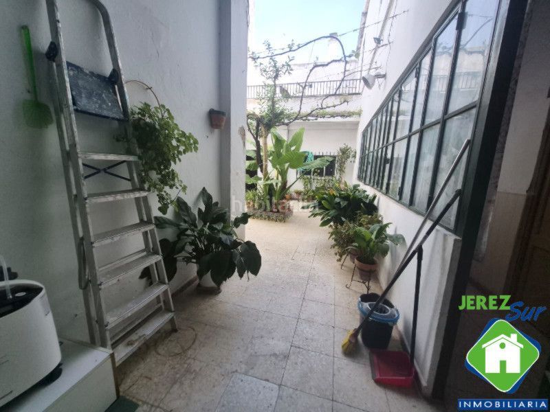 Foto 661cf0bd-2da6-4f08-8d0d-29467dfc8a59. Casa amb aparcament a Madre de Dios Jerez de la Frontera