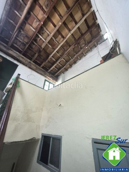 Foto a8e2e9ae-e316-46a9-ad27-503cd57d5cb8. Casa amb aparcament a Madre de Dios Jerez de la Frontera