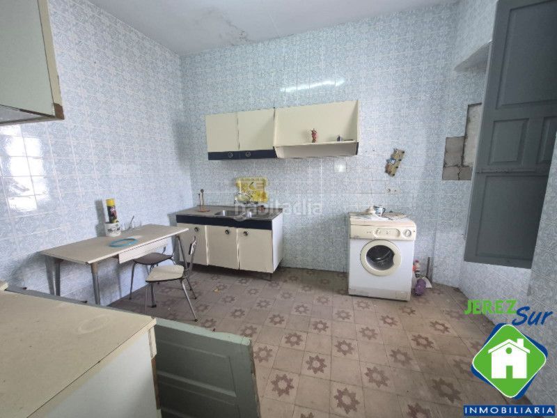 Foto b8de2477-7635-4efe-ba95-63464883ca1f. Casa amb aparcament a Madre de Dios Jerez de la Frontera