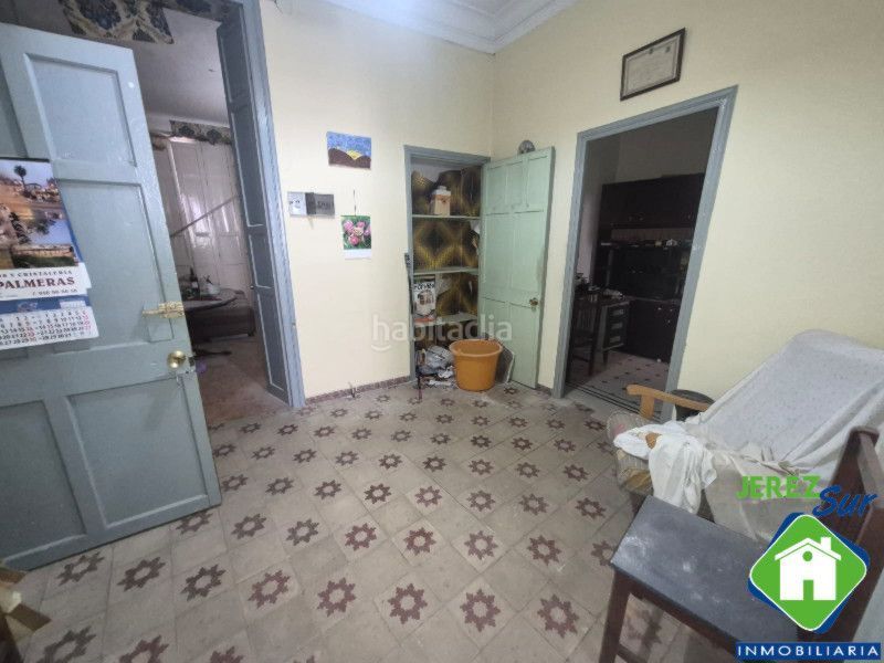 Foto bfe10cfc-0ce5-442b-88ad-db294cd5028b. Casa amb aparcament a Madre de Dios Jerez de la Frontera