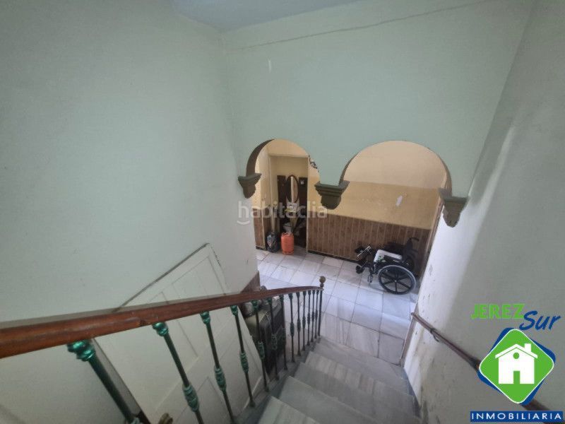Foto d530bef3-98c8-4606-96c0-60acb2303438. Casa amb aparcament a Madre de Dios Jerez de la Frontera