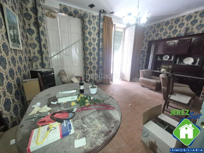 Foto d92709ea-36e5-4a1d-ab23-c7ea79f10c6a. Casa amb aparcament a Madre de Dios Jerez de la Frontera
