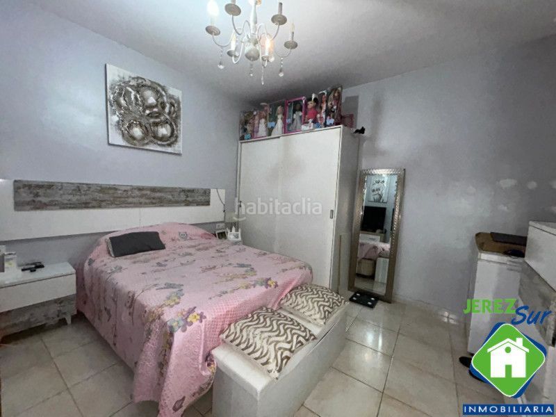 Foto ee066d8a-a6e6-42ed-92b7-1822fd584341. Pis a Centro Histórico Cádiz