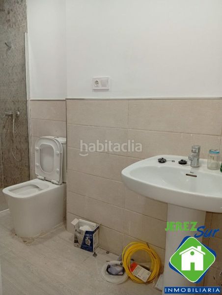 Foto 0d6d93cf-f5d8-4090-aa58-39f6f8aaa718. Apartament a Centro Jerez de la Frontera
