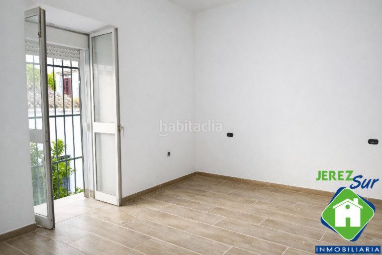 Foto 11ebf5a0-b808-4adb-b87f-4762f89f9bd4. Apartament a Centro Jerez de la Frontera