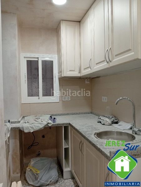 Foto 92a6d0e9-499e-41ab-b118-ef8602bafdd0. Apartament a Centro Jerez de la Frontera