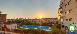 Pis a Pozoalbero. Espectacular piso con piscina y pádel en pozoalbero  gestión exc