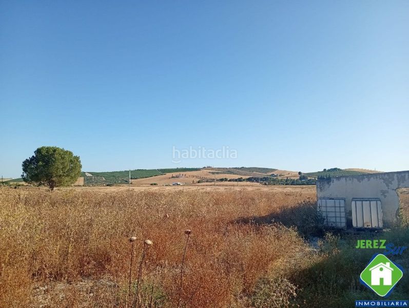 Foto 76d5e198-8494-4e77-a9f5-8efdfd0777de. Rural plot in Santiago - Coronación Jerez de la Frontera
