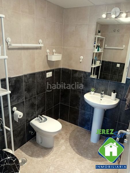 Foto b1a4a12f-3ebf-4966-b06b-a8f6c2b71730. Pis a Torresoto - Agrimensor Jerez de la Frontera