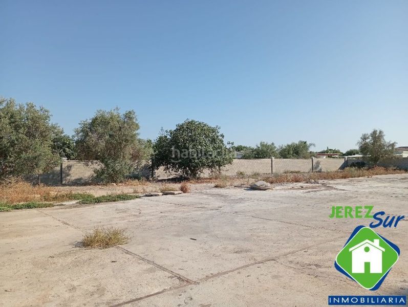 Foto 57c5e630-fcb8-47d4-8100-8223737404d5. Terreno residencial oportunidad de inversión! amplia parcela con gran potencial en la zona de guadalcacín en Jerez de la Frontera