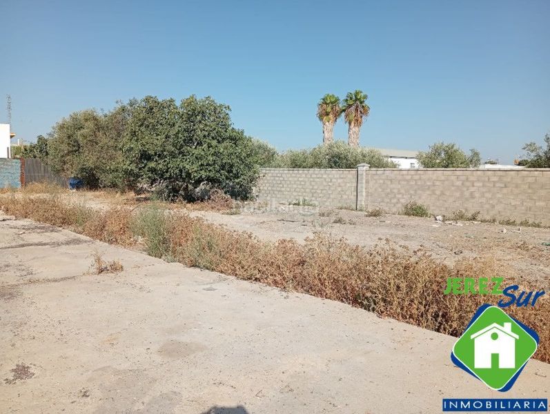 Foto 835c5da1-5bb5-4c34-b8db-2ce08c7dcad1. Terreno residencial oportunidad de inversión! amplia parcela con gran potencial en la zona de guadalcacín en Jerez de la Frontera