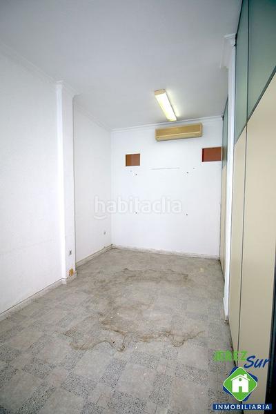 Foto 617792a5-2a1a-4652-8d7e-11a2adc311fb. Local comercial magnifico local en gran zona comercial en Jerez de la Frontera