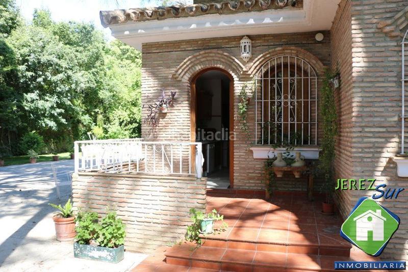 Foto 9730b294-5506-494c-a4f8-ada050fbc514. Terreno residencial chalet en gran parcela en Parque Atlántico - Ronda este Jerez de la Frontera