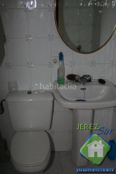Foto 75ff3a38-8a40-4f84-8a9c-396b9ff97960. Local comercial a Madre de Dios Jerez de la Frontera