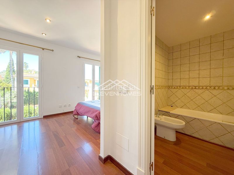 Foto 27378aac-2e6f-49d2-ac91-6436669900a1. Casa adossada amb calefacció a Badia Blava-Badia Gran-Tolleric Llucmajor