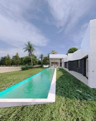 Chalet in Son gual ii d 11. Exclusiva villa de diseño en son gual ii