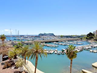 Appartement  Joan miro. Exclusivo piso de diseño con vistas al mar en can bárbara