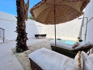 Duplex in Ciudad Jardín. Planta baja dúplex en ciudad jardín