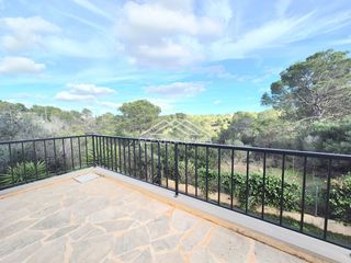 Casa in Cala Santanyí. Encantadora villa con licencia turística a solo 3 minutos a pie