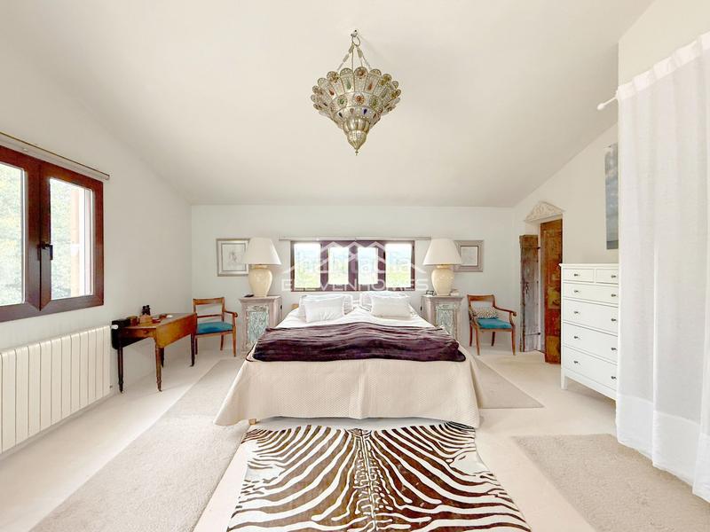 Foto 14c1c917-fddc-473a-aa84-27f46221037c. Country house with heating pool in Sencelles