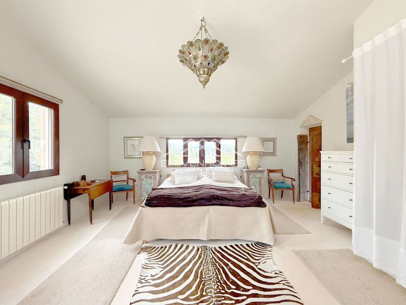 Foto f025009c-aacb-4614-aa3c-d1dc2dc6076f. Masia amb calefacció piscina a Sencelles