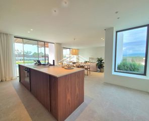 Chalet  Carrer de punxuat. Chalet contemporáneo en son gual ii con vistas a palma y al mar