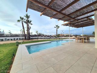 Chalet  Carrer de punxuat. Chalet contemporáneo en son gual ii con vistas a palma y al mar