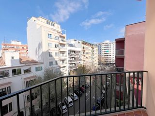 Flat  Del pare bartomeu pou. Amplio piso con gran potencial en bonaire, palma