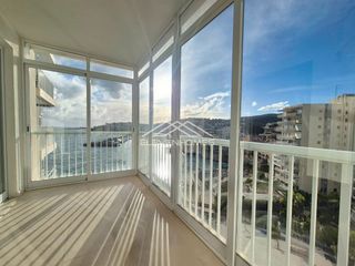 Pis a Sant Agustí. Exclusivo apartamento en primera línea de mar en san agustín