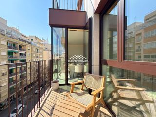 Pis  De monterrey. Elegante vivienda de dos dormitorios en santa catalina