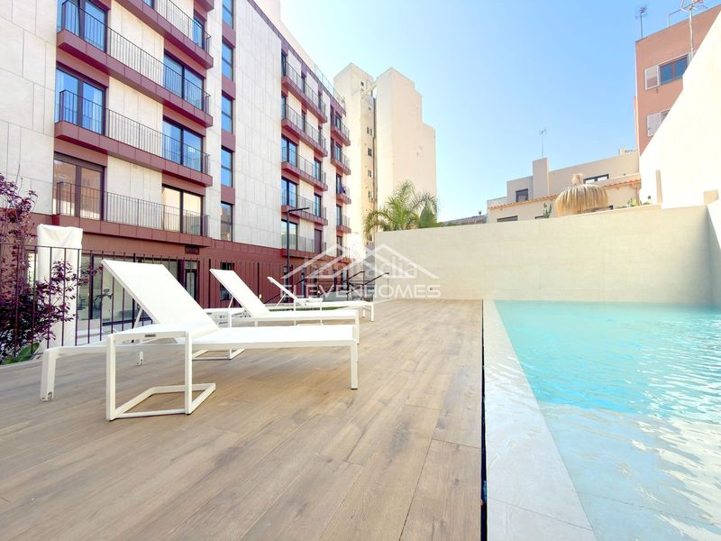 Foto 68067b61-b91b-4029-ba86-60364fbf51b5. Àtic amb calefacció piscina a Santa Catalina Palma de Mallorca