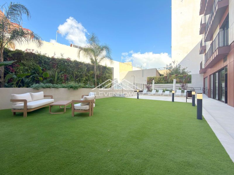 Foto 88b58550-3144-45f8-b5f2-ba41d611c568. Àtic amb calefacció piscina a Santa Catalina Palma de Mallorca