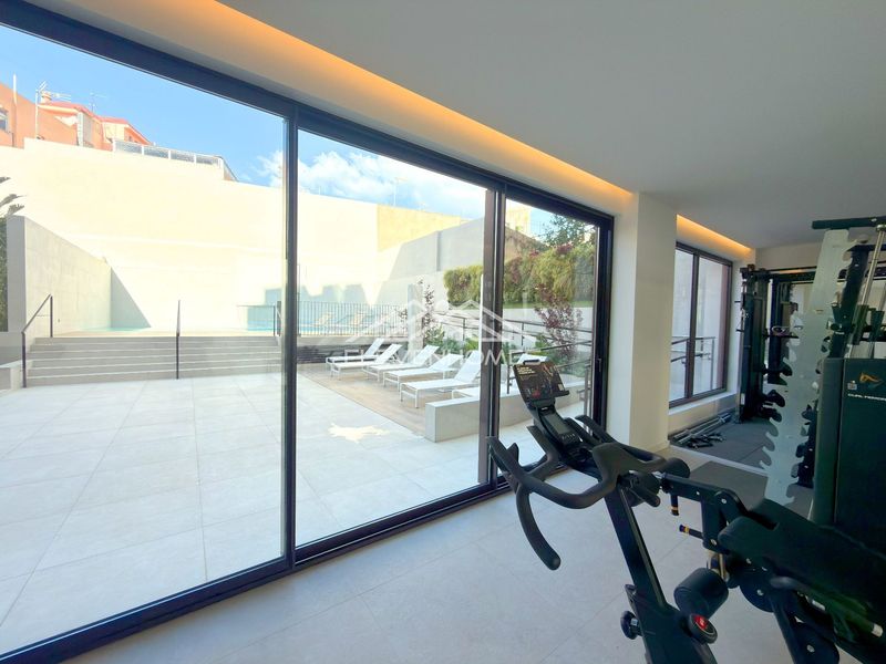 Foto 8be7559f-98a2-4524-ba5a-d8390bef64d0. Àtic amb calefacció piscina a Santa Catalina Palma de Mallorca