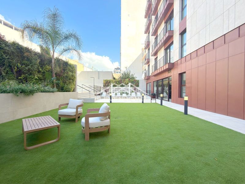 Foto ab126755-4c76-4f20-af16-6ff70ca91597. Àtic amb calefacció piscina a Santa Catalina Palma de Mallorca