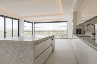 Chalet à Son Gual. Villa contemporánea de diseño con vistas abiertas y máxima priva