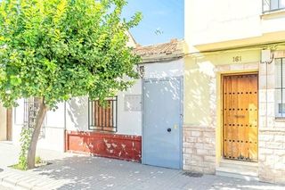 Maison à Palma del Río. Sin comision de inmobiliaria, casa en venta para reformar en cal